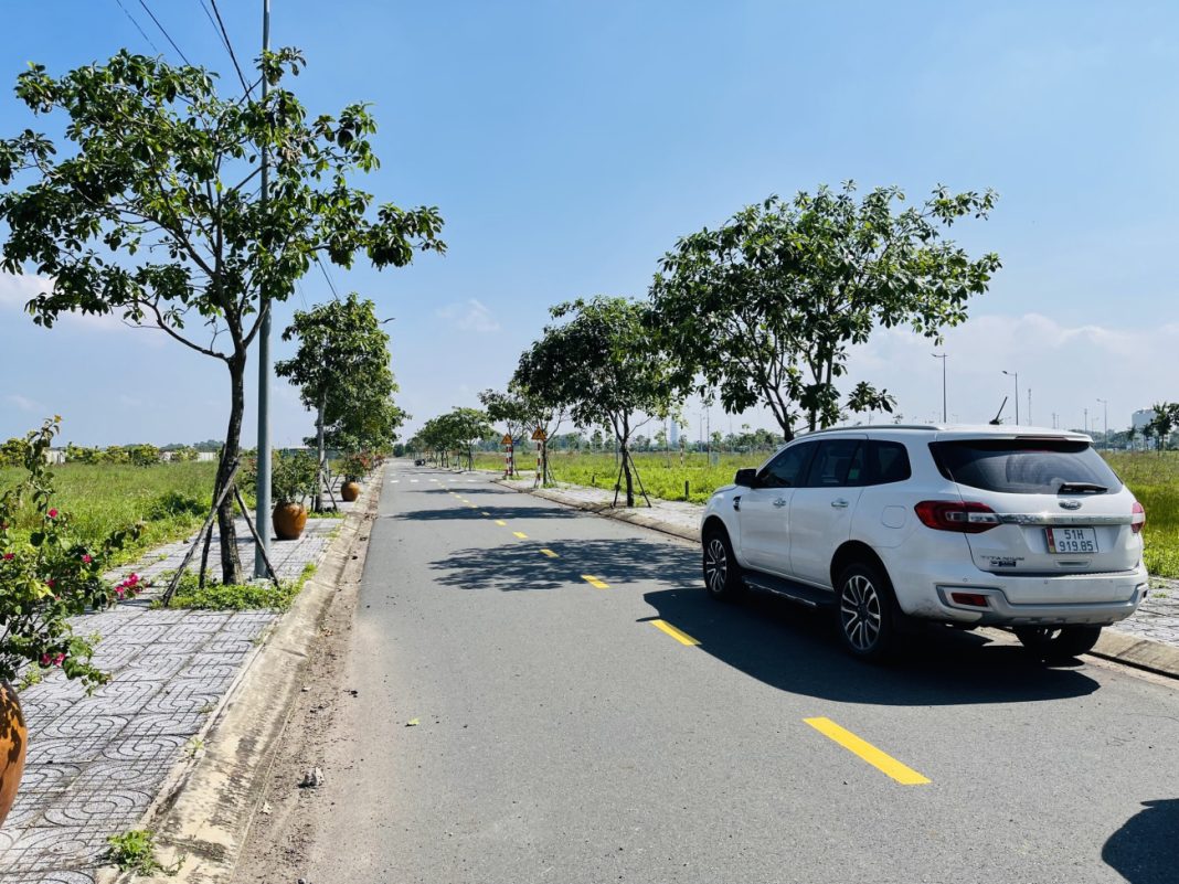 Đất Bến Cát